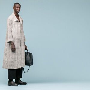 OVERSIZED WOOL COAT